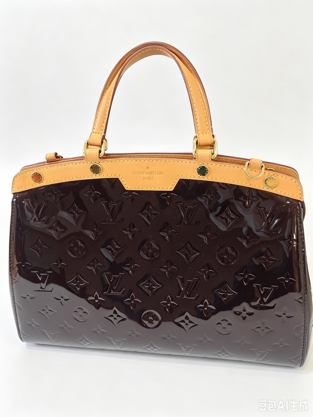 Louis Vuitton Vernis Amarante Brea Bag - Picture 4 of 10